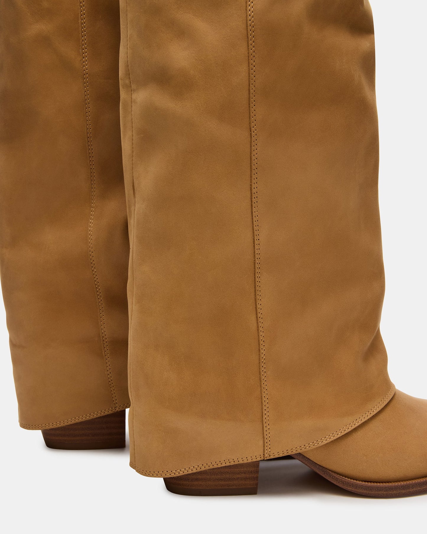 WINNICK BANANA LEATHER
